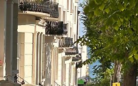 Modern 2-Bed Flat Near To Brighton Seafront